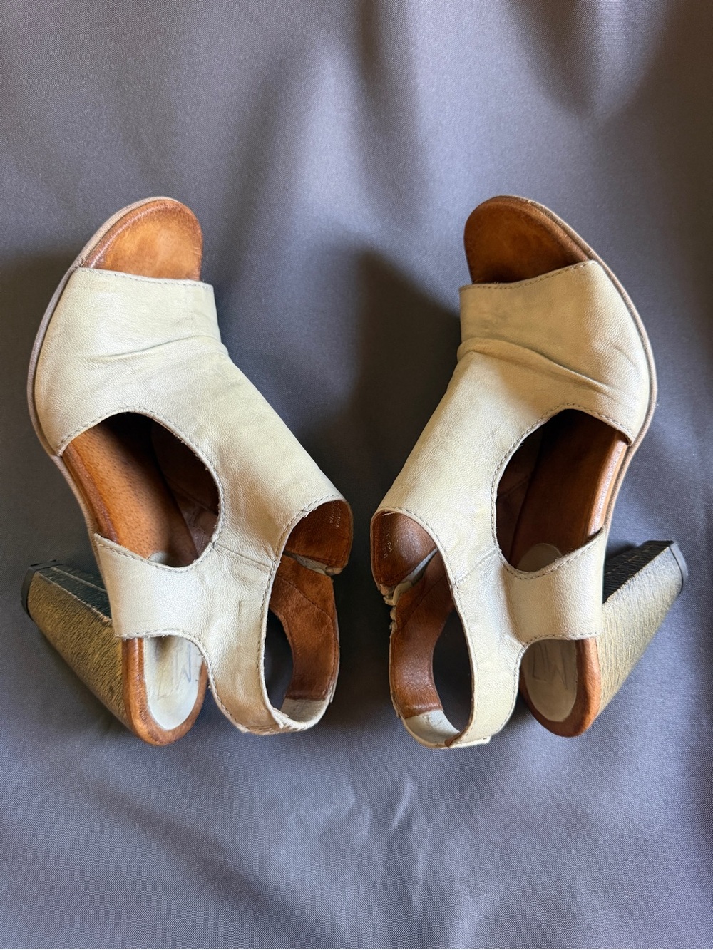 Miz Mooz Grey Leather Cutout Peep-Toe Block Heel Sandals - Picture 5 of 7